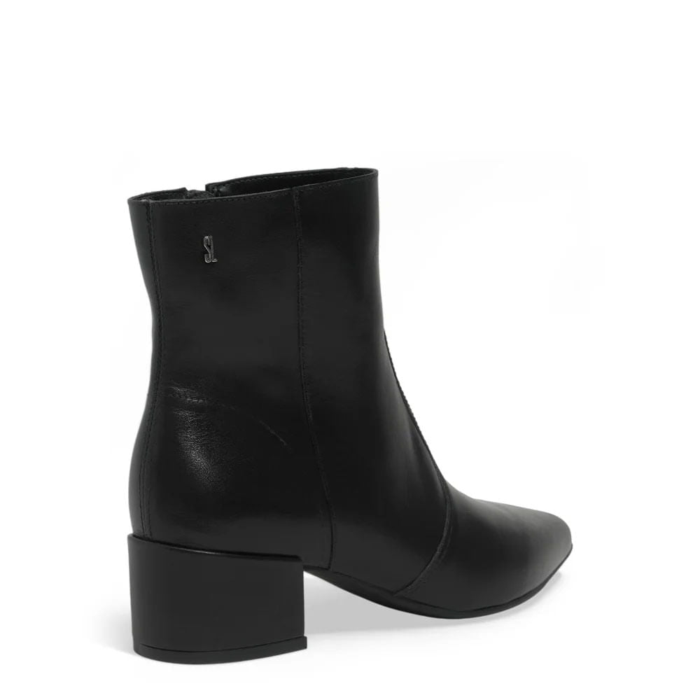 Bota Santa Lolla Preta Couro Salto Bloco