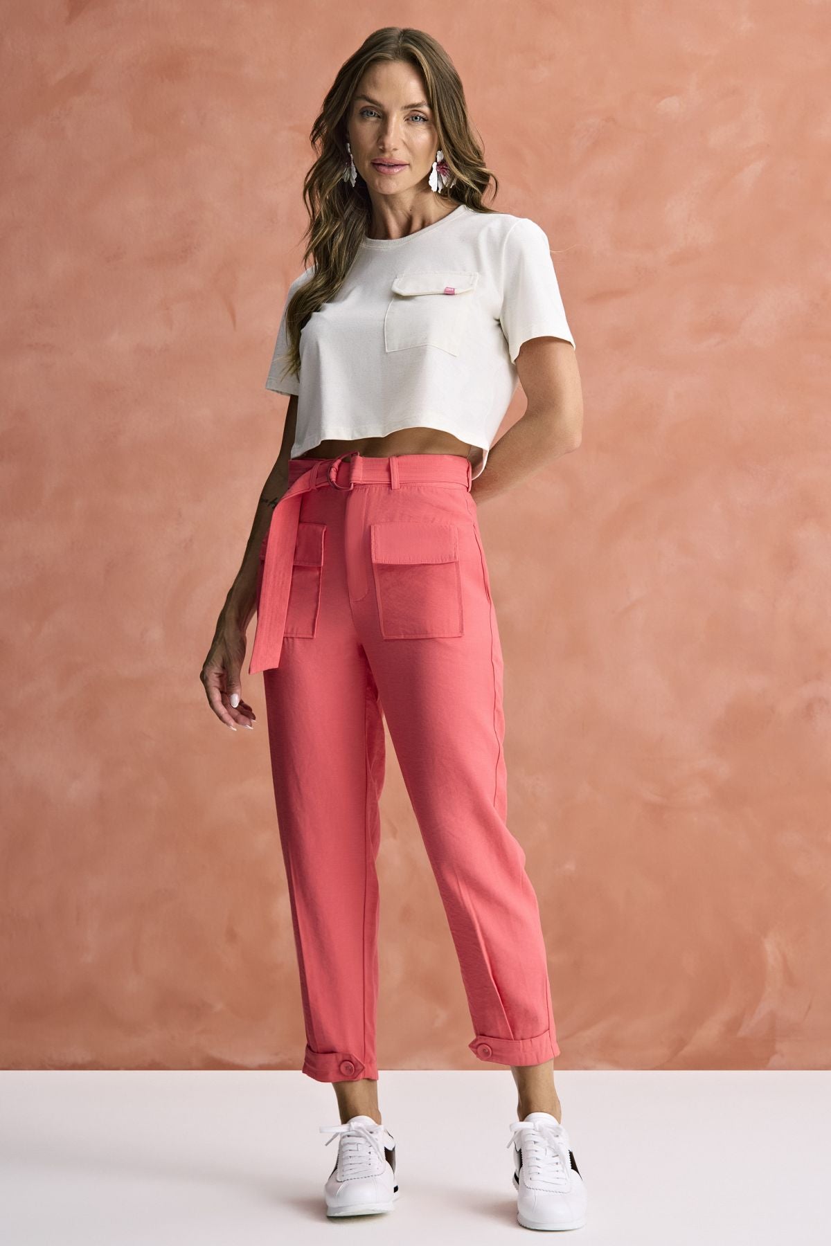 Calça Com Cinto Bolsos Frontais Rosê Meia Loka