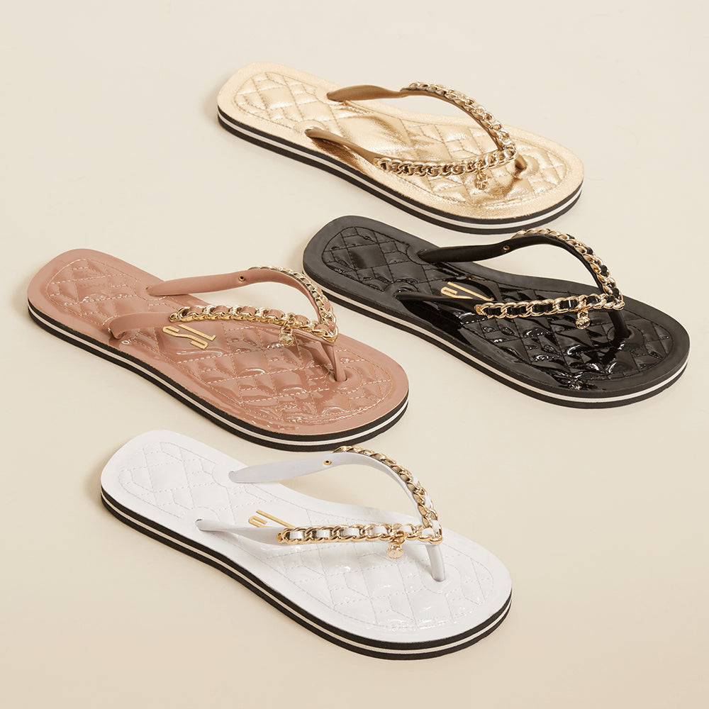 Chinelo Santa Lolla Preto Verniz Correntes