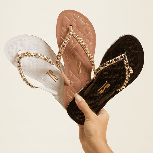 Chinelo Santa Lolla Preto Verniz Correntes