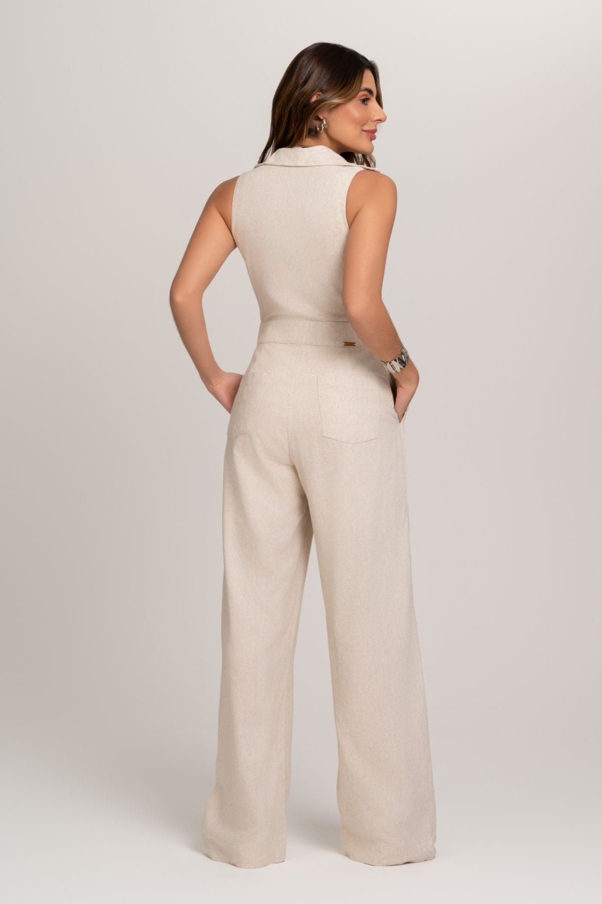 Macacão Bege De Linho Frente Única Frysaide