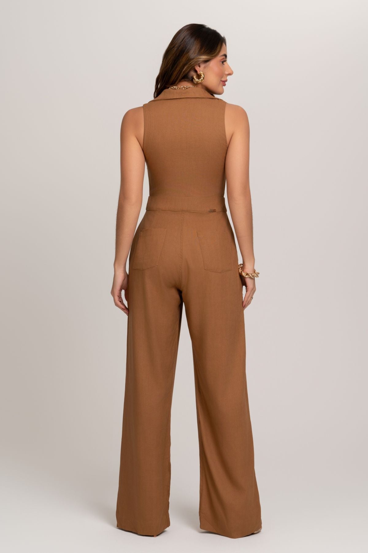 Macacão Marrom De Linho Frente Única Frysaide