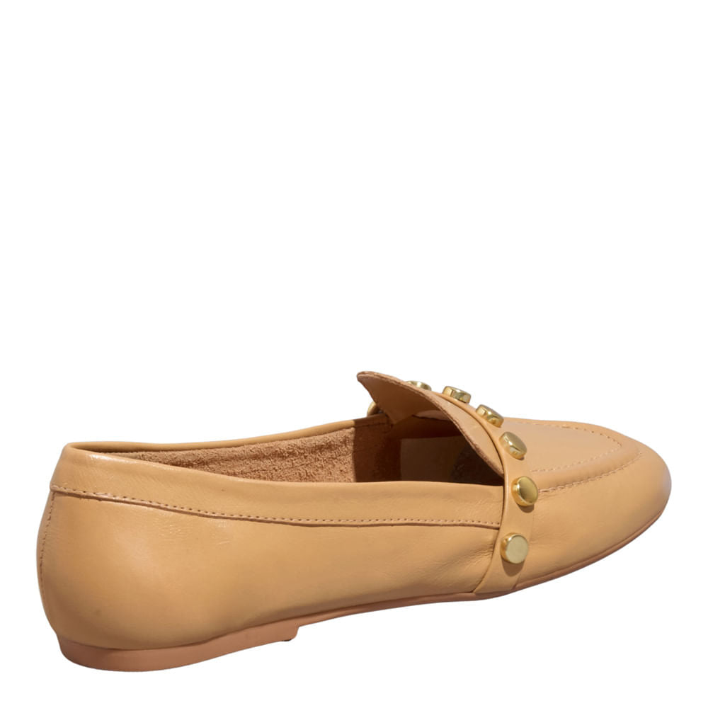 Mocassim Bege Santa Lolla Tachas Bico Quadrado