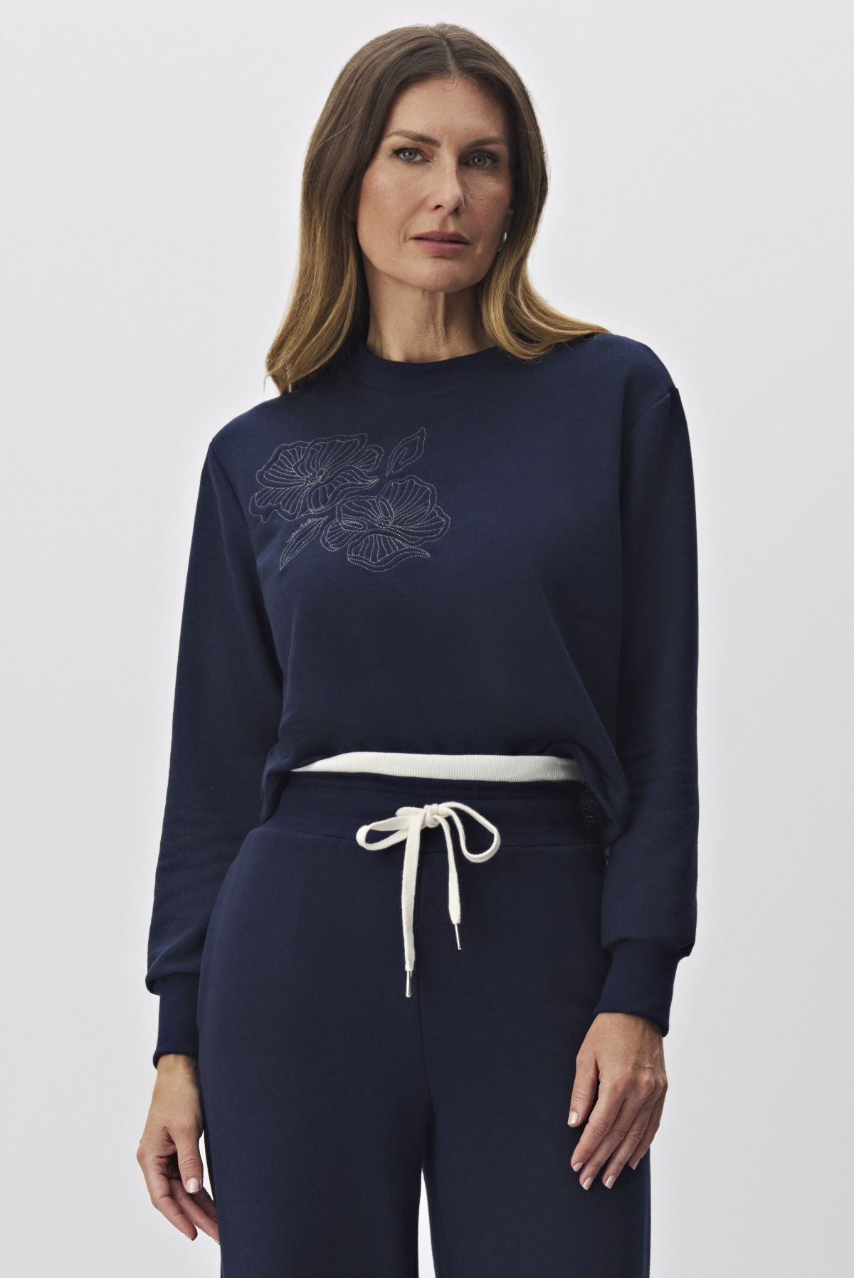 Moletom Meia Loka Azul Marinho Bordado Floral