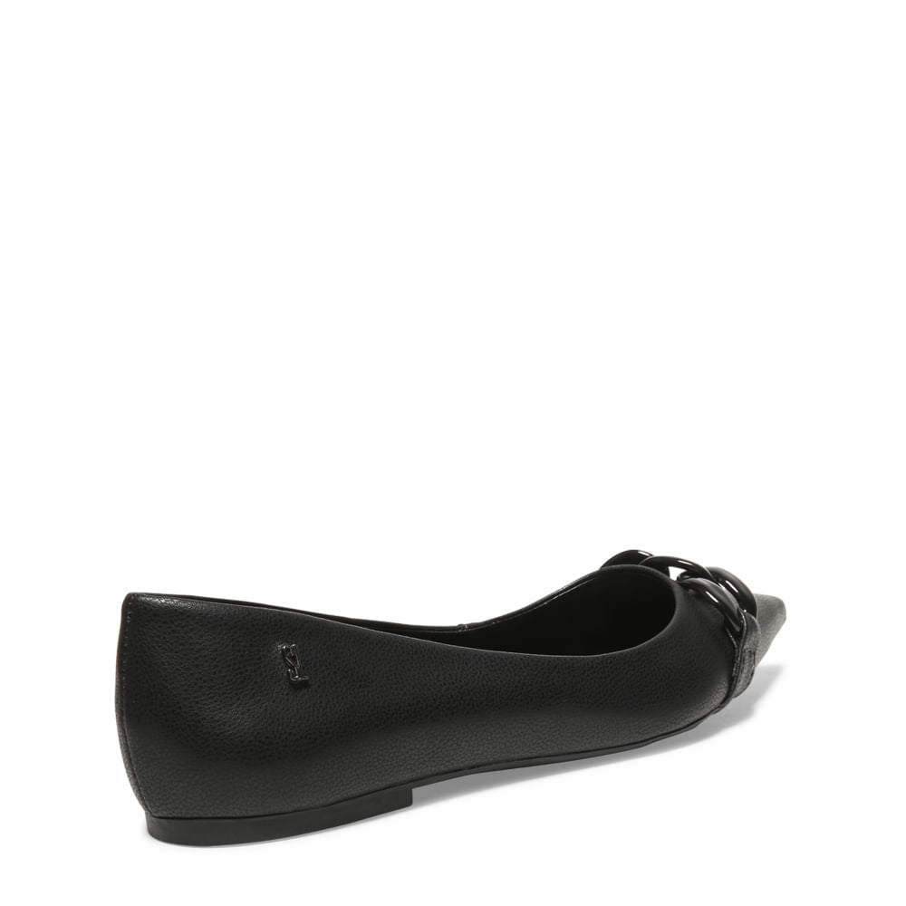 Sapatilha Preta Santa Lolla Bico Fino Corrente