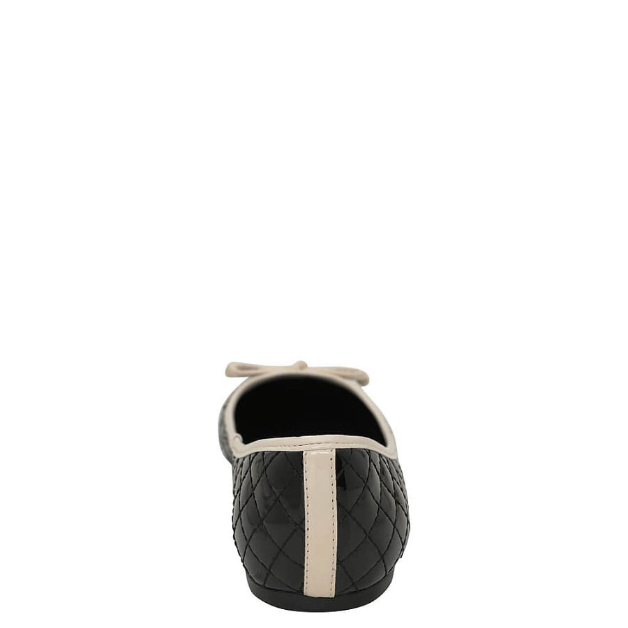 Sapatilha Santa Lolla Preta Verniz Viés Branco