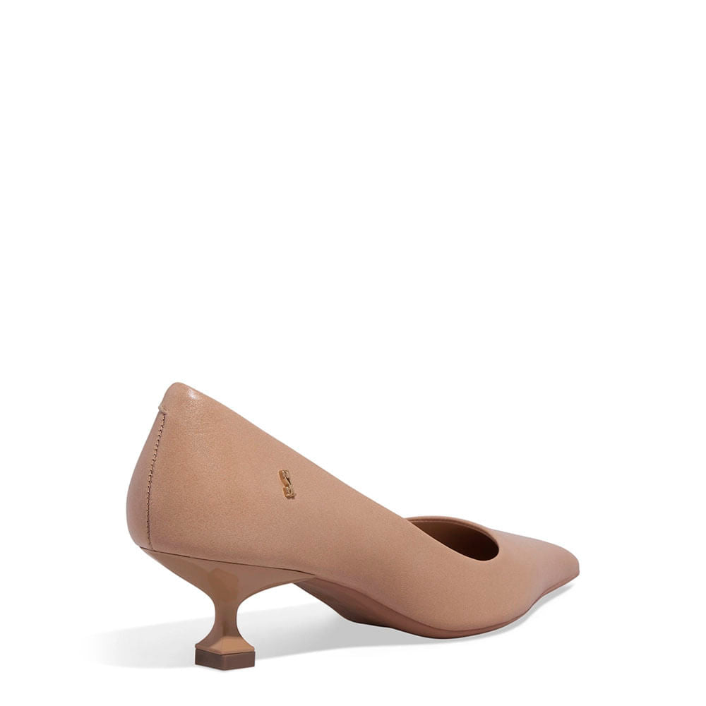 Scarpin Santa Lolla Nude Couro Salto Baixo