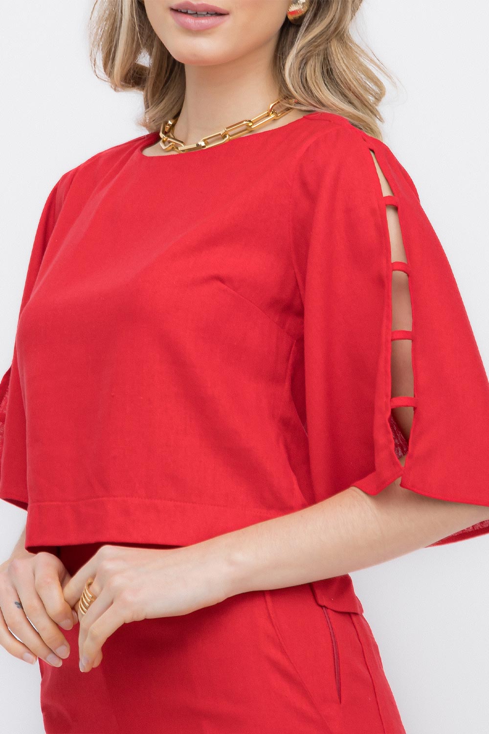 Blusa Linho Vermelha Detalhe Manga Frysaide