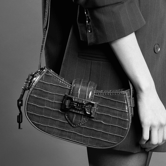 Bolsa Baguete Preta Croco Alça Transversal Santa Lolla