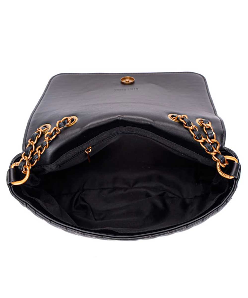 Bolsa Transversal Santa Lolla Matelassê Preto Correntes