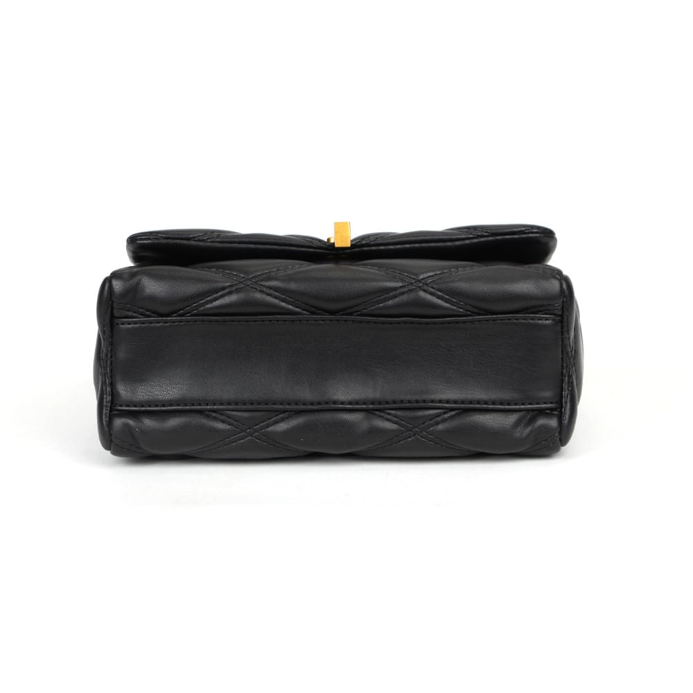 Bolsa Transversal Santa Lolla Preta Alça Corrente