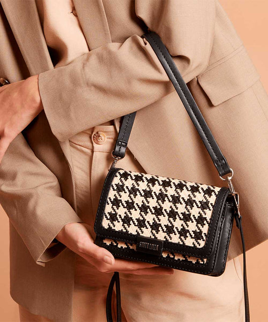 Bolsa Transversal Santa Lolla Preta Duas Alças