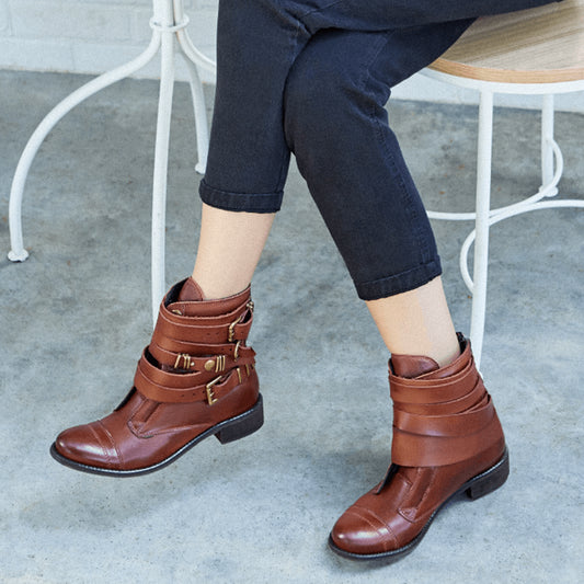 Bota Santa Lolla Marrom Couro Fivelas