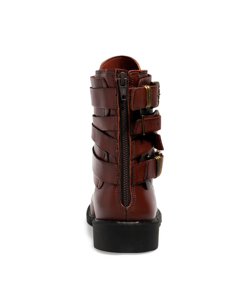 Bota Santa Lolla Pinhão Couro Fivelas