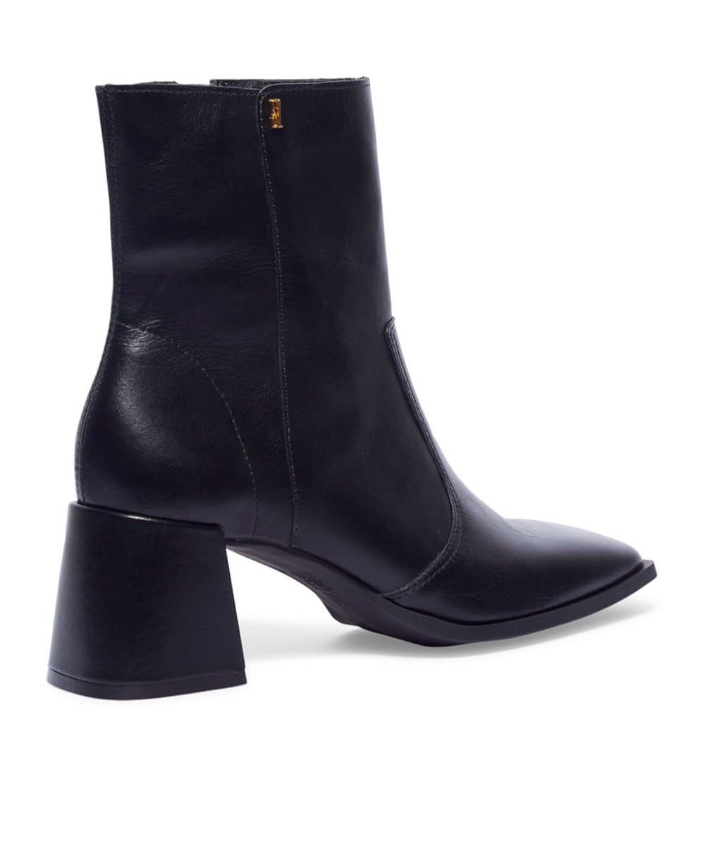 Bota Santa Lolla Preta Salto Bloco