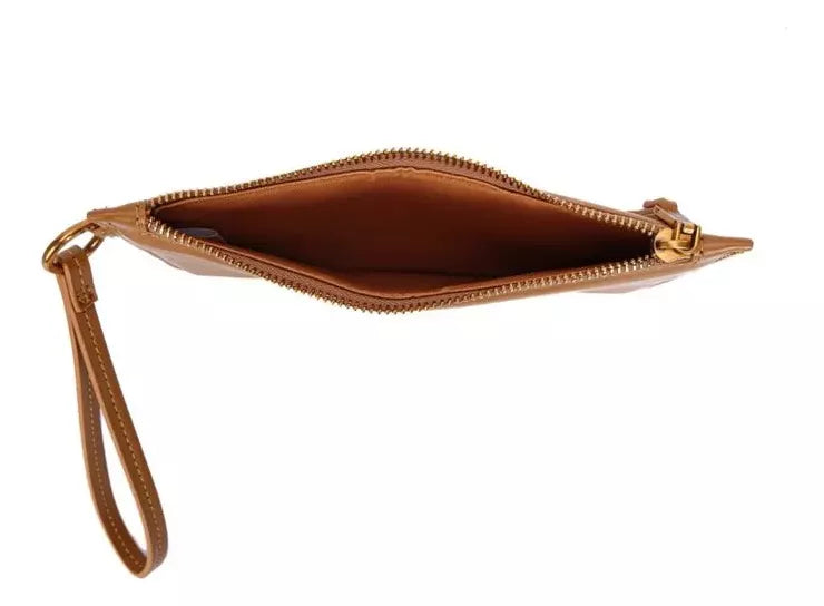 Clutch Marrom Santa Lolla Material Atanado