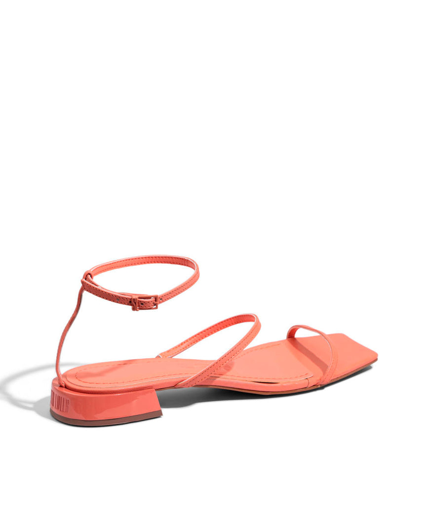 Rasteira Santa Lolla Acerola Salto Baixo Couro