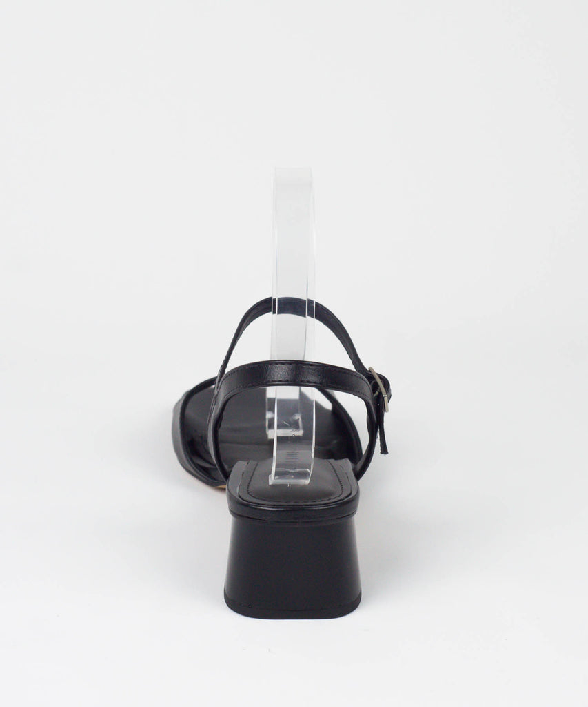 Sandália Lia Line Preta Salto Grosso - 2043.70335