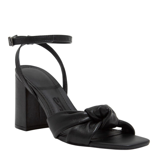 Sandália Preta Salto Bloco Santa Lolla Couro