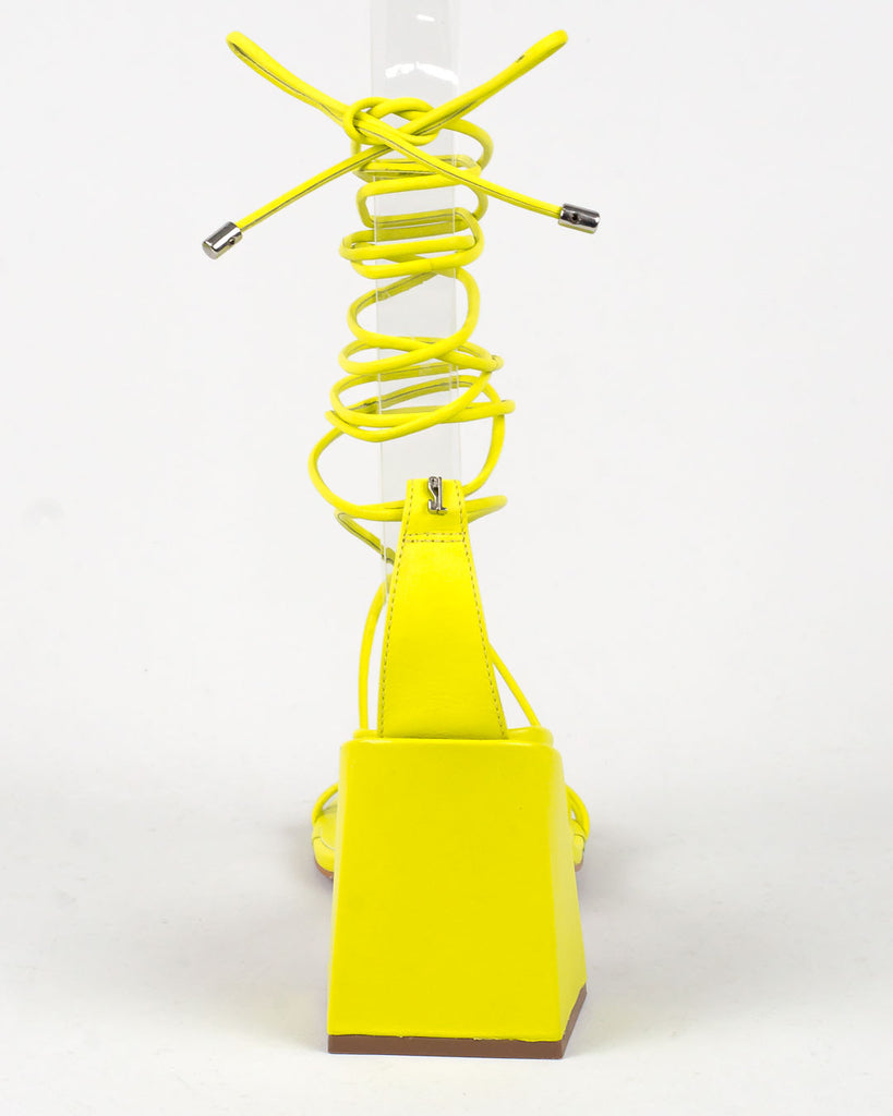 Sandália Santa Lolla Lima Couro Amarração Tiras Salto Grosso