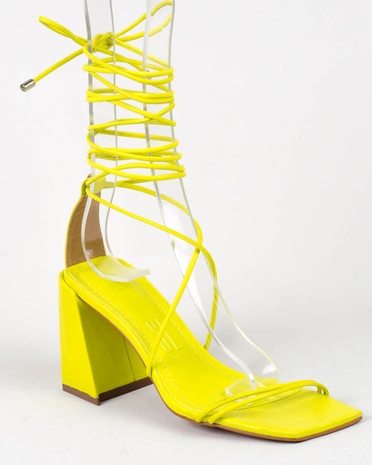 Sandália Santa Lolla Lima Couro Amarração Tiras Salto Grosso