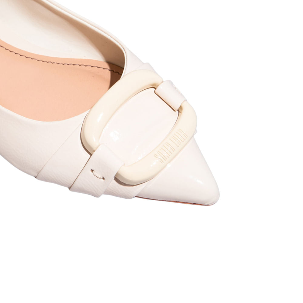 Sapatilha Off White Santa Lolla Verniz Bico Fino