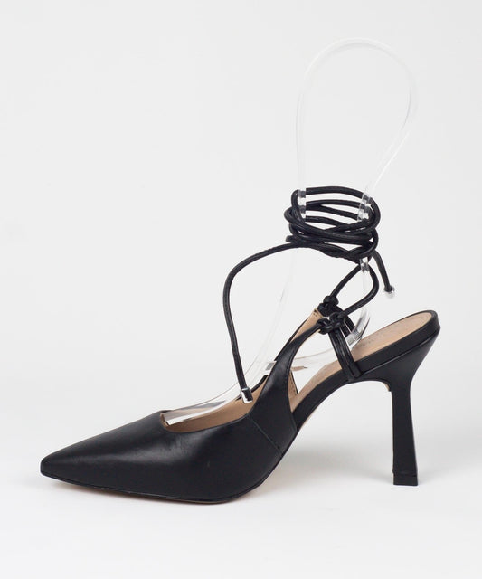 Scarpin Lia Line Preto Bico Fino Amarração - 2013.70384