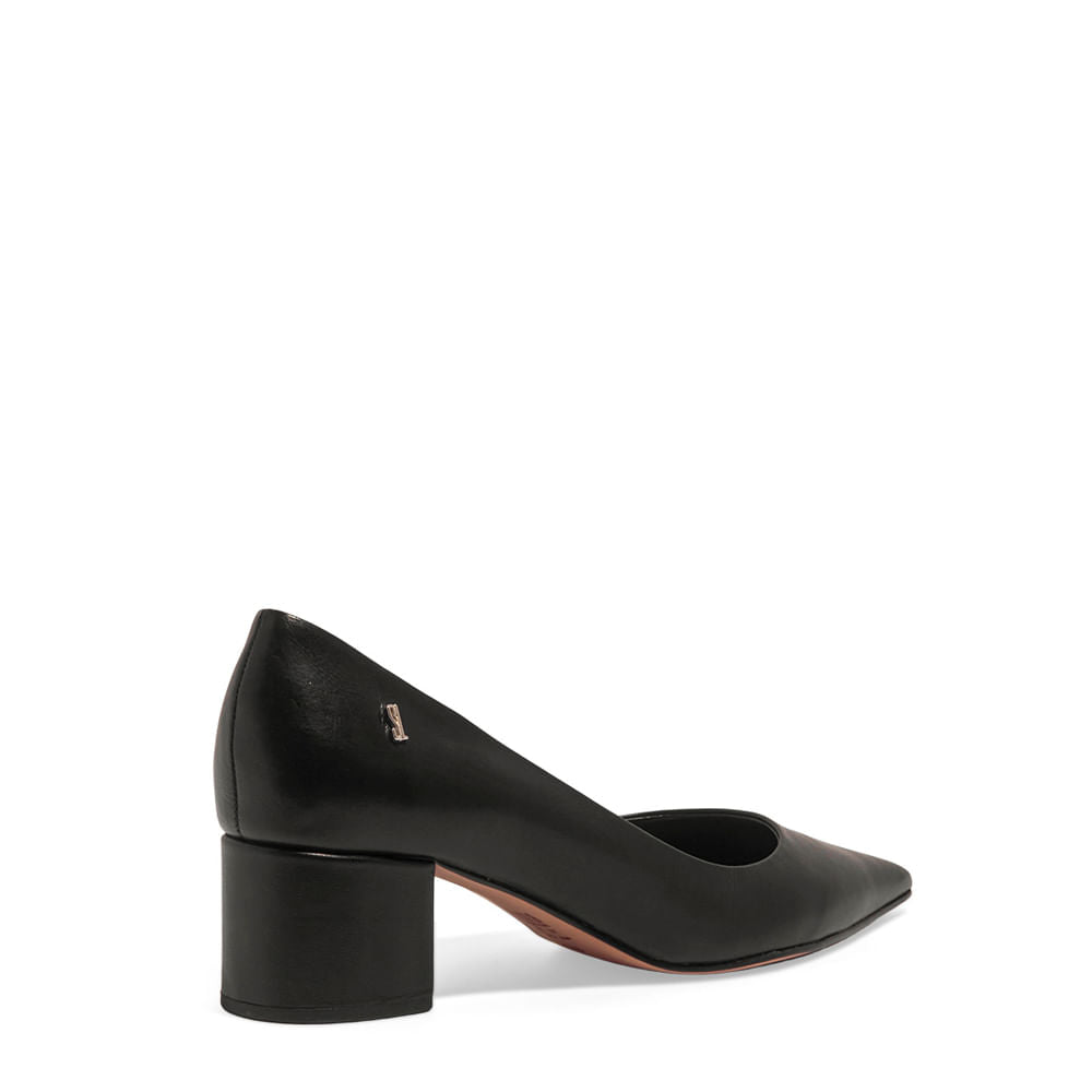 Scarpin Preto Santa Lolla Salto Bloco Bico Fino