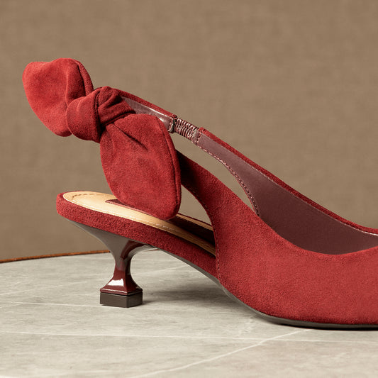 Scarpin Santa Lolla Vinho Camurça Salto Fino Baixo
