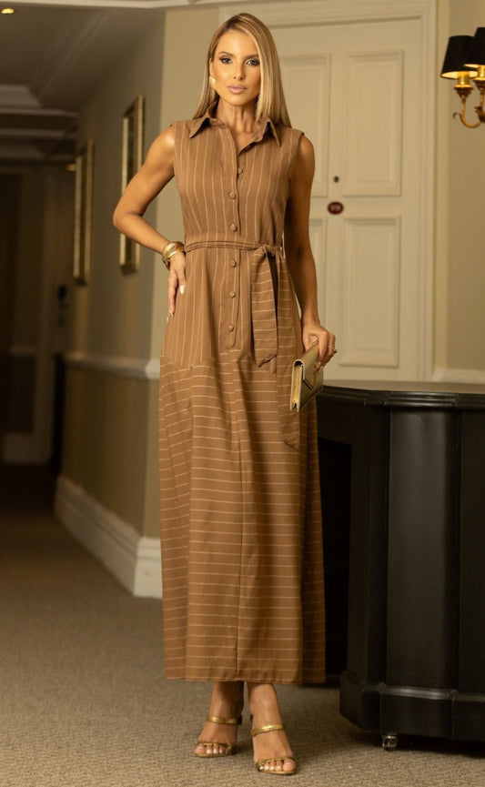 Vestido De Alfaiataria Com Tronco Alongado Marrom Frysaide