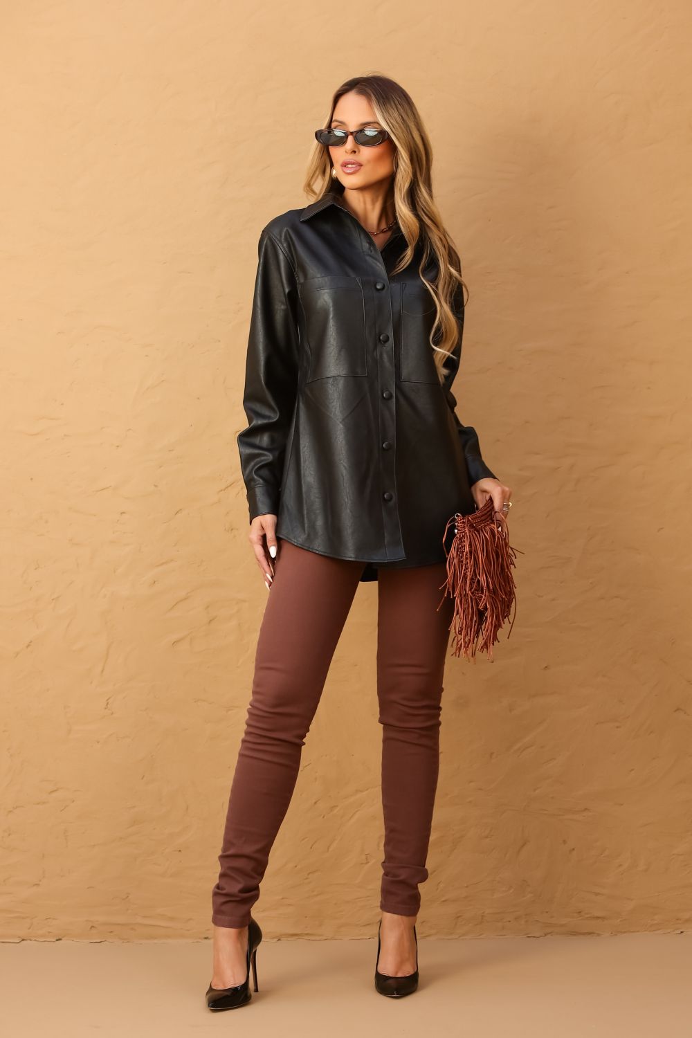 Calça Skinny Jeans Marrom Frysaide Com Botão Dourado