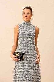 Vestido Longuete Tweed Preto E Prata Gola Alta Frysaide