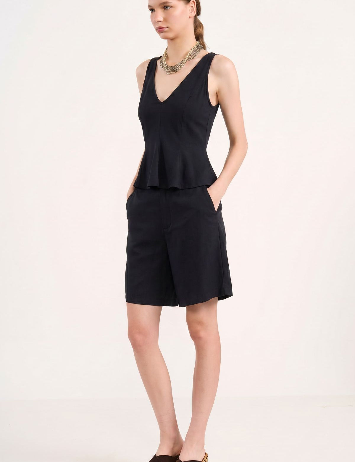Blusa Colcci Preta Decote V Peplum