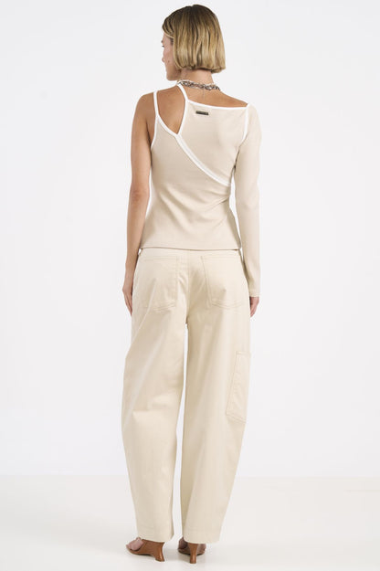 Blusa Colcci Taupe Um Ombro Viés Contrastante