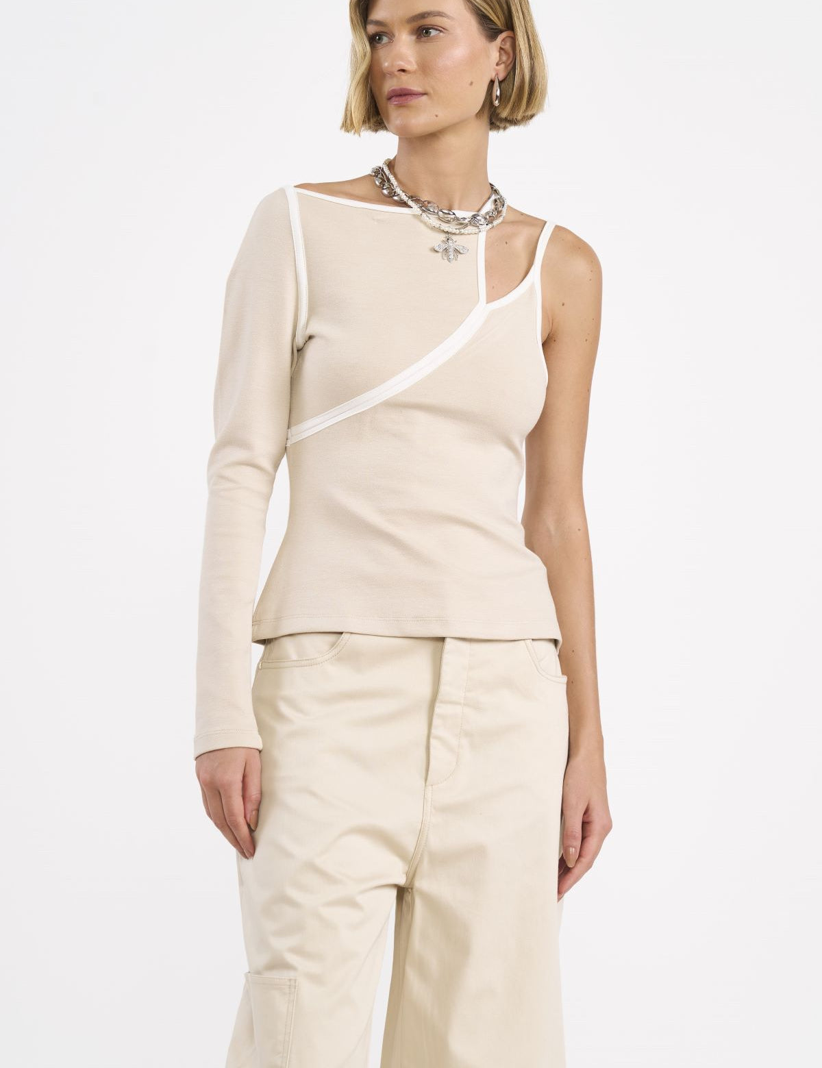 Blusa Colcci Taupe Um Ombro Viés Contrastante