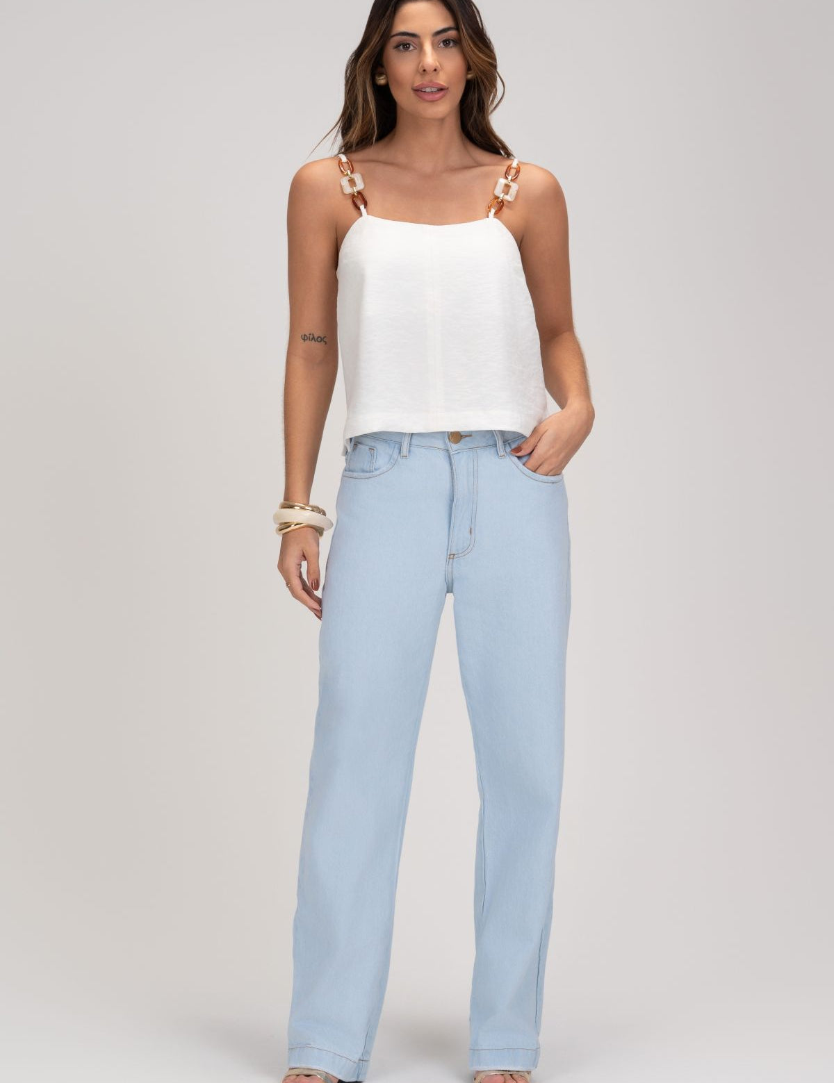 Blusa De Alfaiataria Off White Acrílico Frysaide