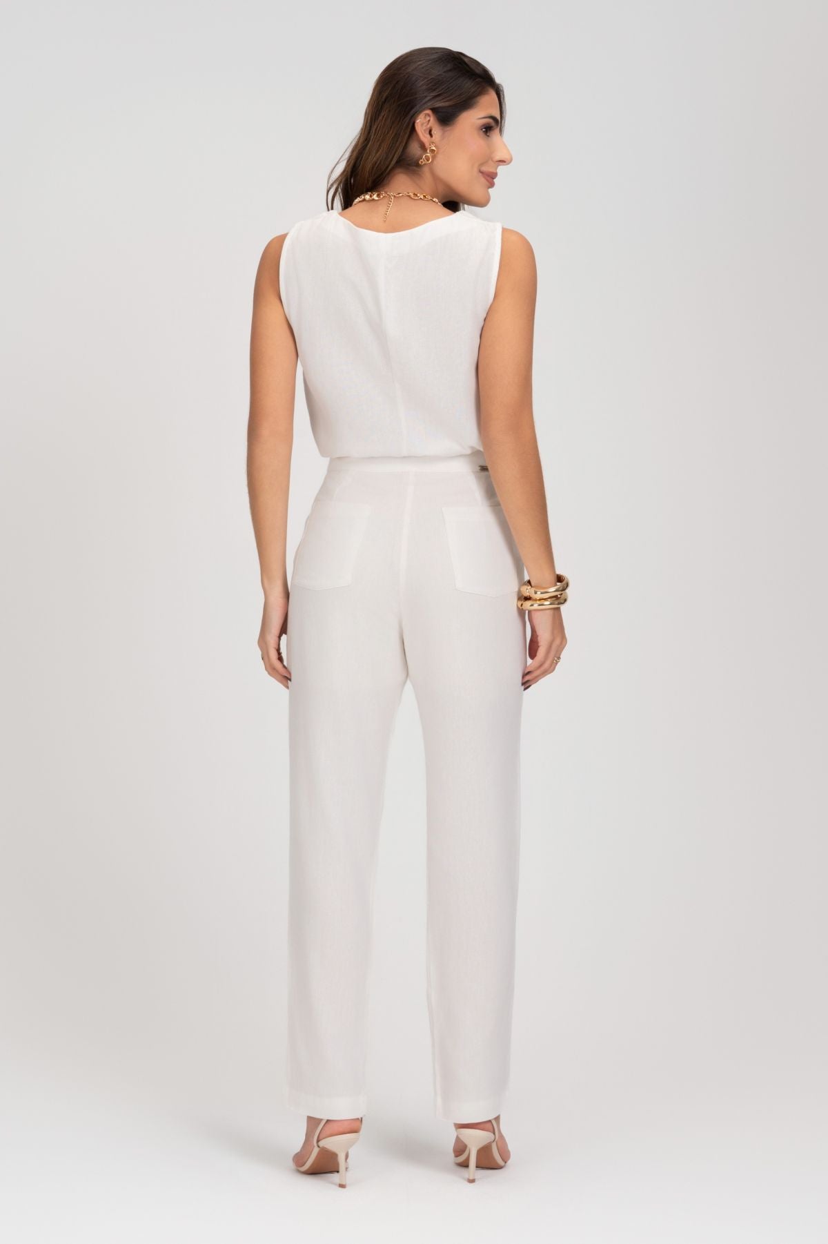 Blusa De Linho Off White Com Babado Frysaide