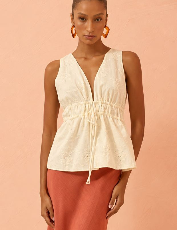 Blusa Flo Maria Off White Laise Costas Abertas