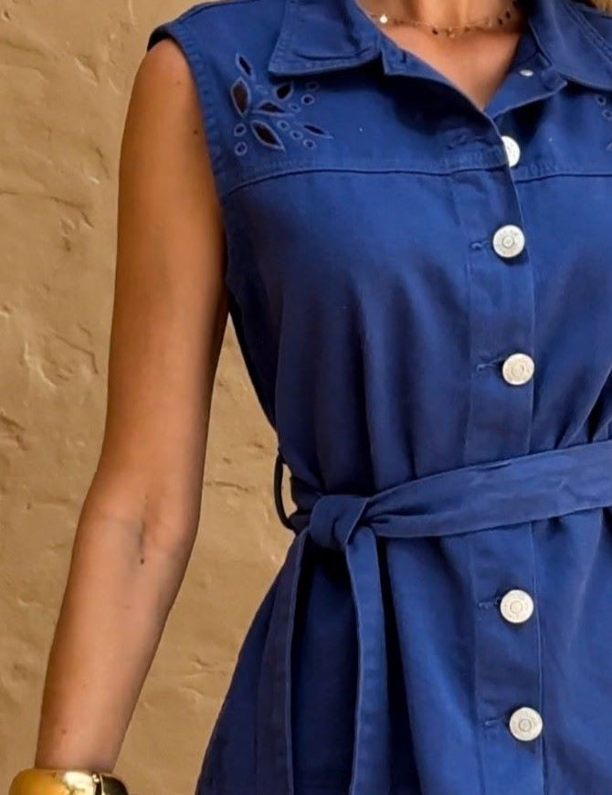 Blusa Frysaide Azul Marinho Alongada Faixa Botões