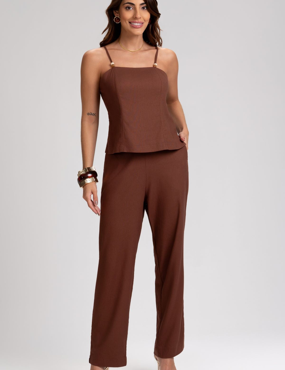 Blusa Frysaide Marrom Linho Alças Ponteiras