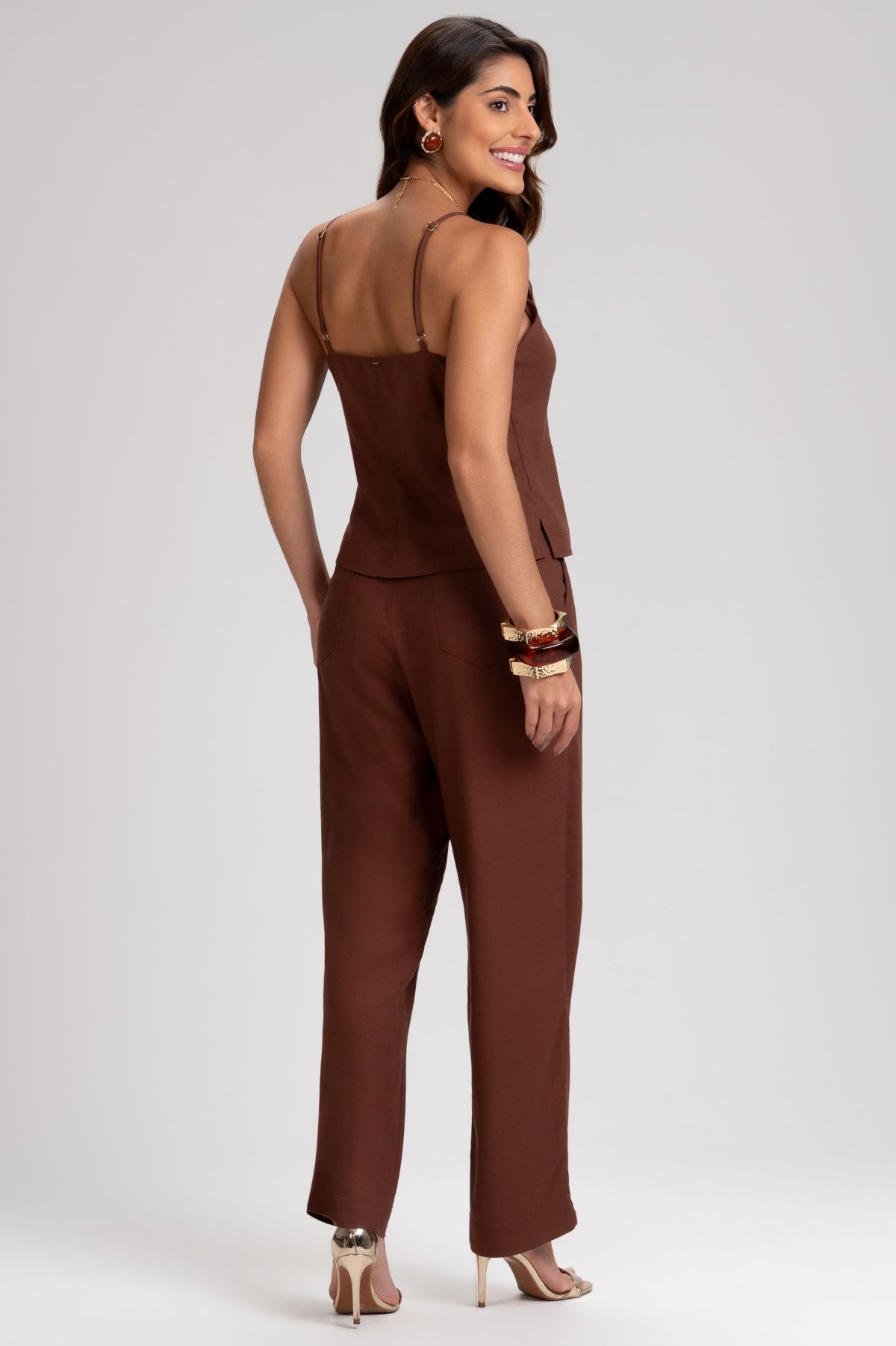 Blusa Frysaide Marrom Linho Alças Ponteiras