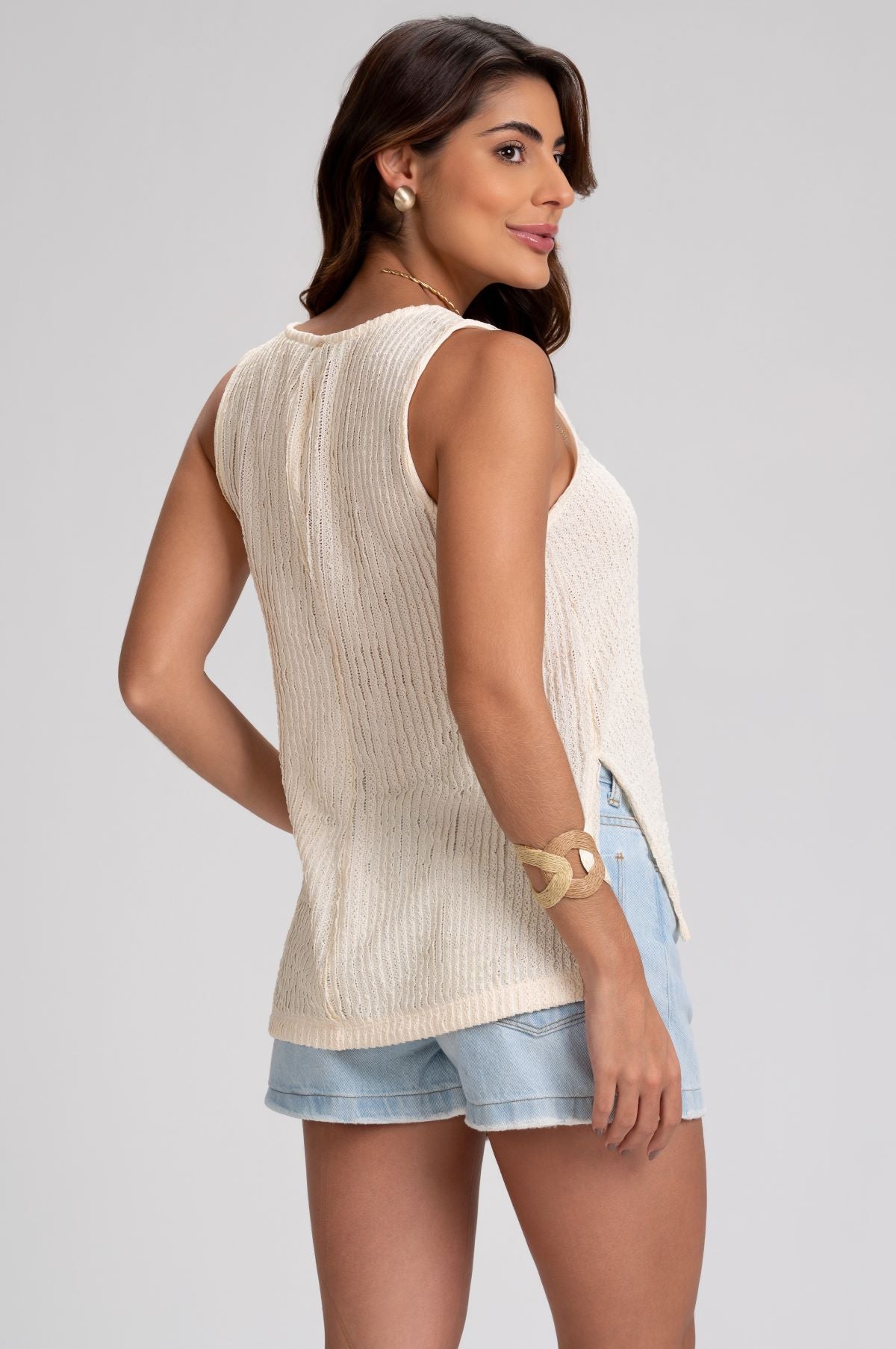 Blusa Frysaide Off White Alongada Fenda Lateral
