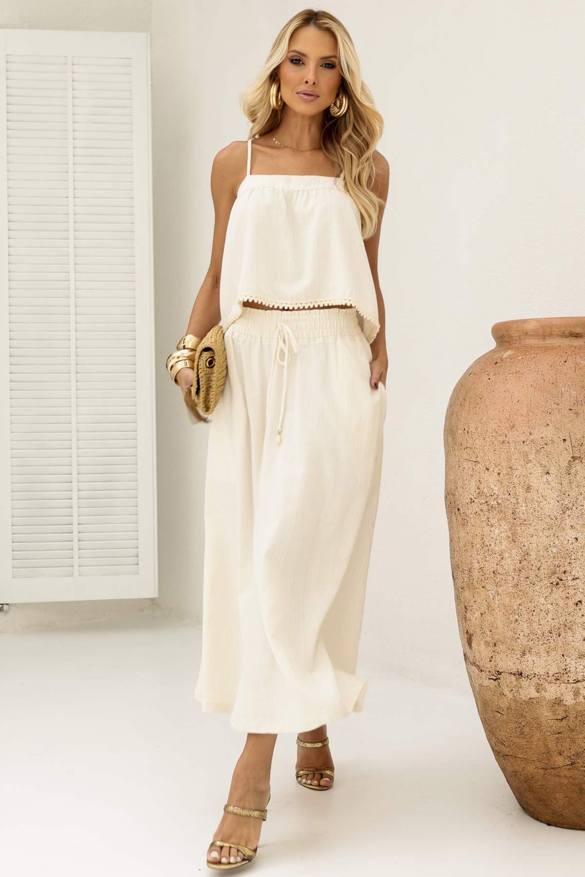 Blusa Frysaide Off White Guipir Alças Finas