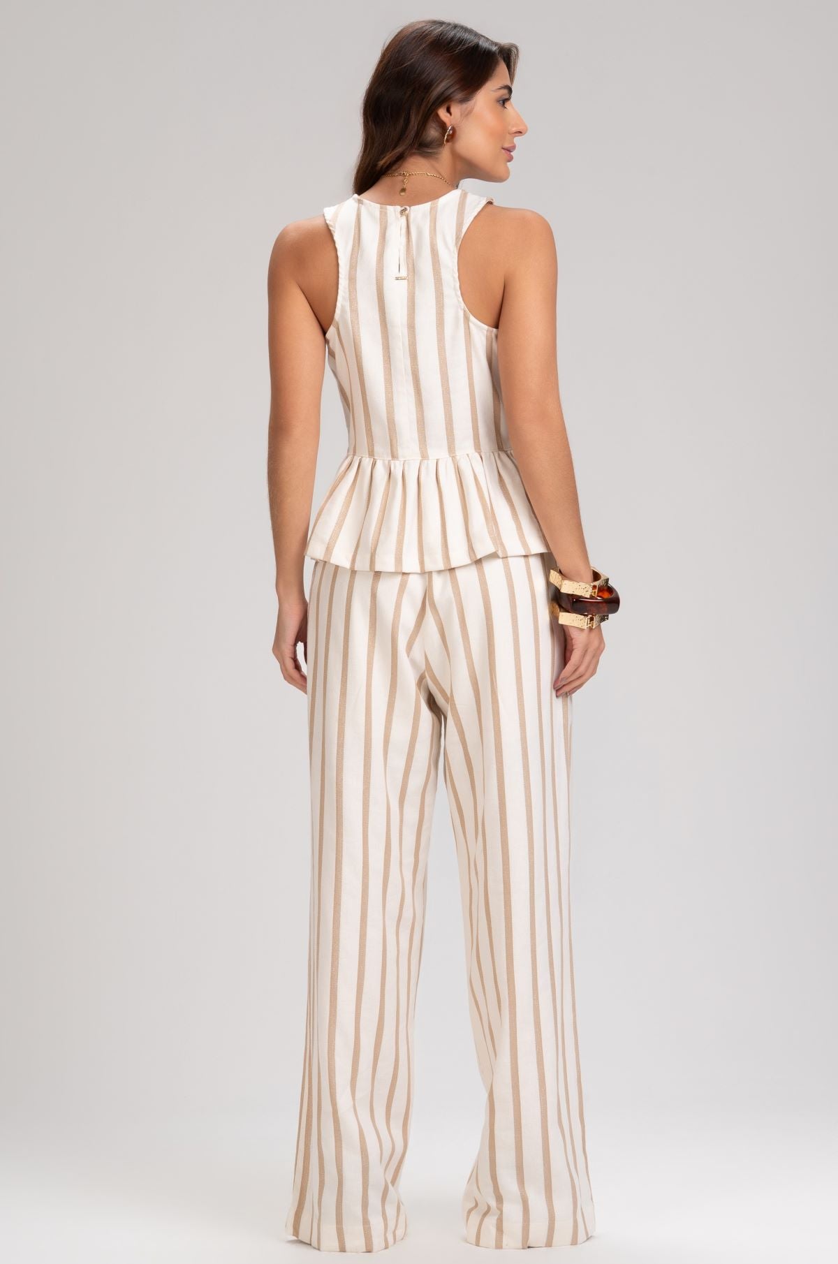 Blusa Frysaide Off White Peplum Listrada Metalizada