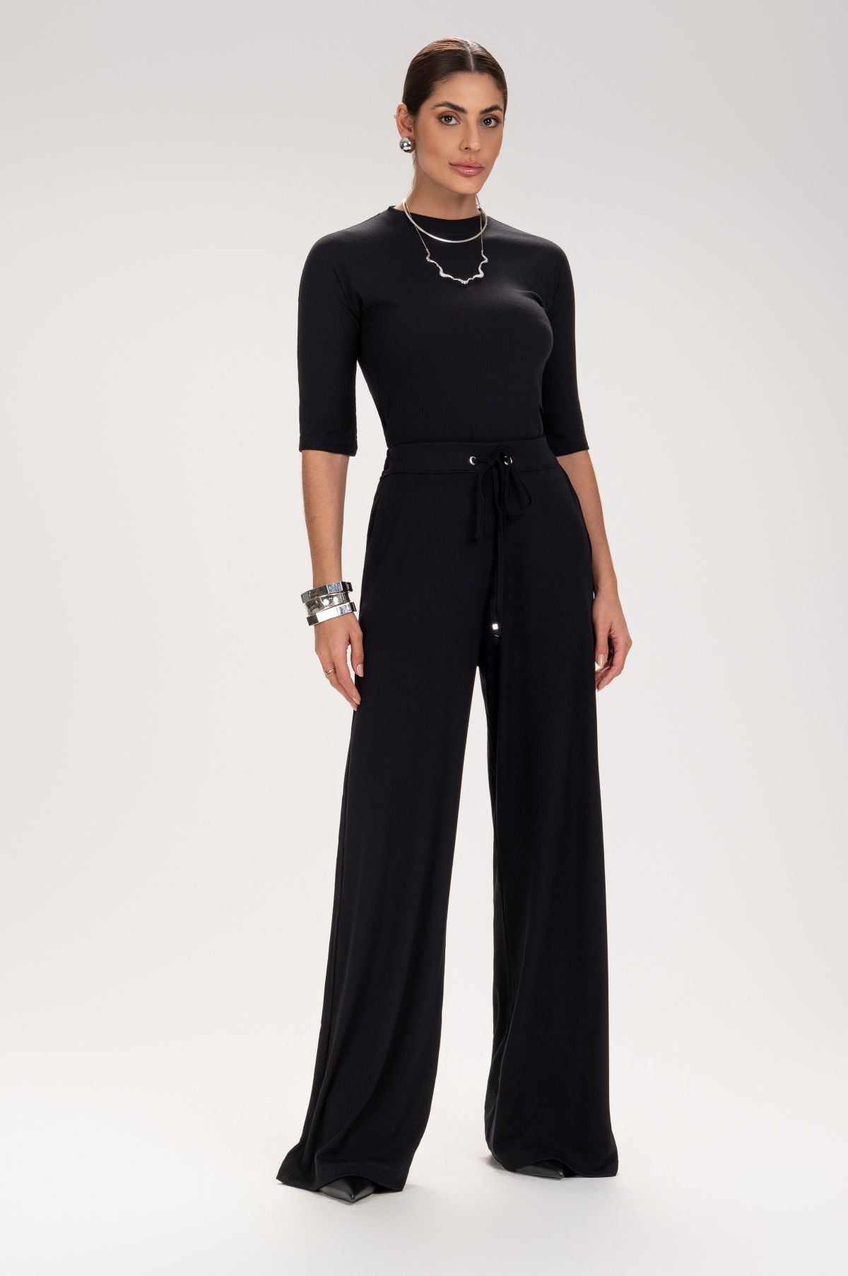 Blusa Frysaide Preta Gola Alta Manga 3 4 Ajustada