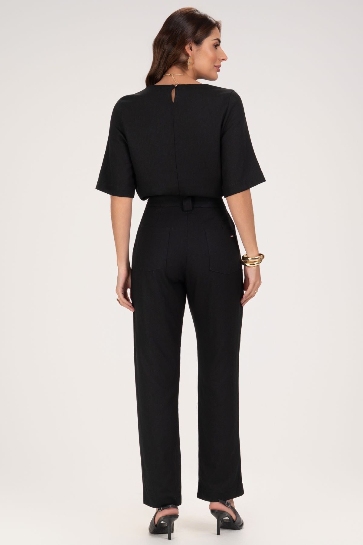Blusa Frysaide Preta Linho Pregas Frontais