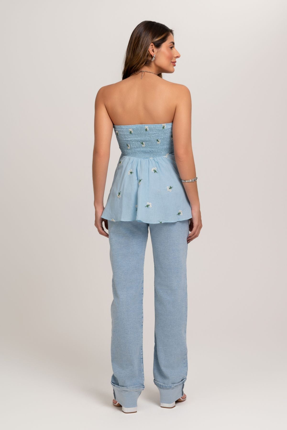 Blusa Voil Bordada Com Decote De Amarrar Azul Frysaide 