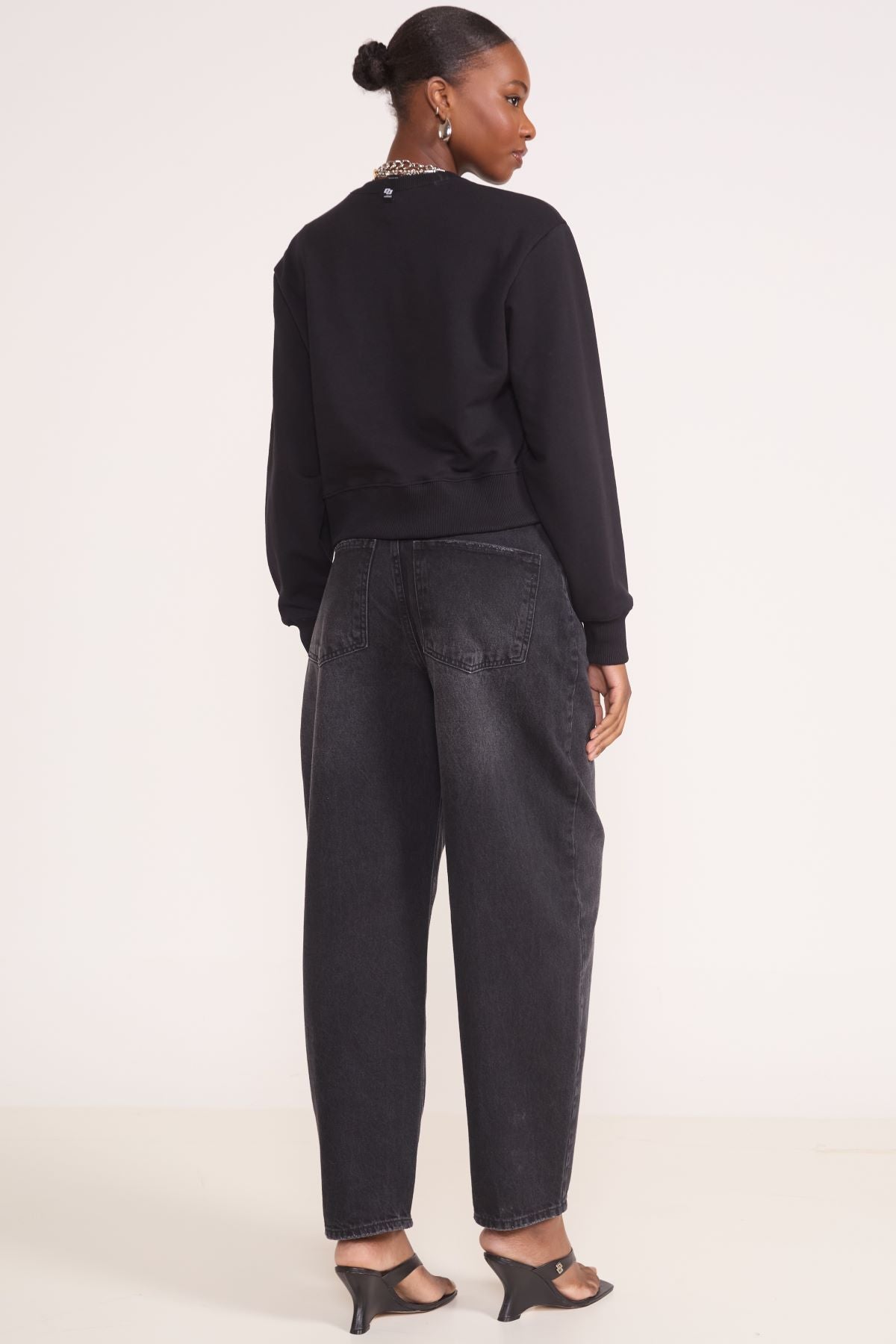 Blusão Colcci Preto Moletom Logo Aplicado