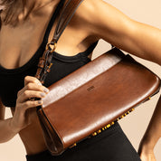 Bolsa Baguete Santa Lolla Marrom Couro Alça Curta