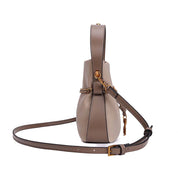 Bolsa Saco Santa Lolla Bege Corrente Dourada